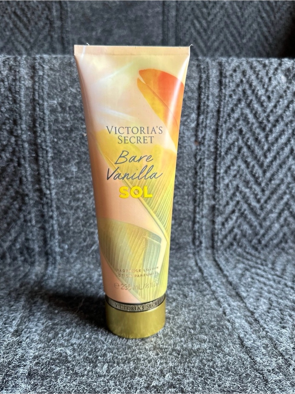 Victoria’s Secret Bare Vanilla Sol Body Lotion